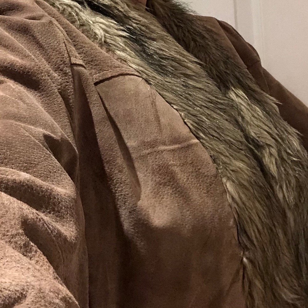 Leather coat .